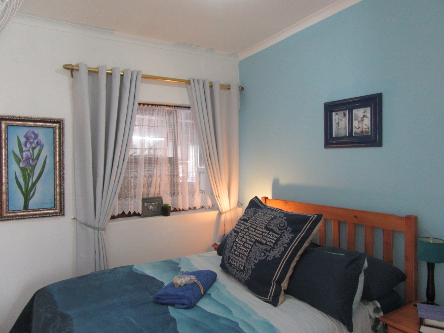 3 Bedroom Property for Sale in Deoville Park Western Cape